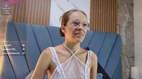 Snapshot of salome_cruxx chatting on June 18, 11:47 am salome_cruxx online show from June 18, 11:47 am