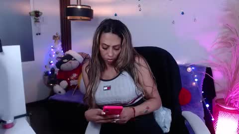 salome_drasin online show from December 2, 10:27 pm