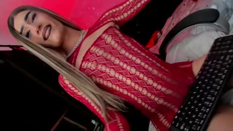 Snapshot of salome_saenz666 chatting on April 21, 5:47 am salome_saenz666 online show from April 21, 5:47 am