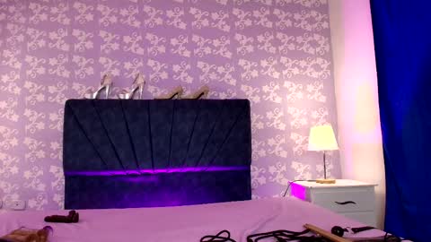 Snapshot of salome_simonz chatting on May 21, 10:50 pm salome_simonz online show from May 21, 10:50 pm