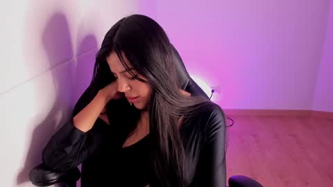 salo online show from December 10, 3:20 am