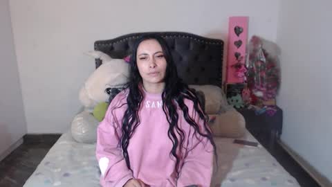 yenny online show from January 9, 3:20 am