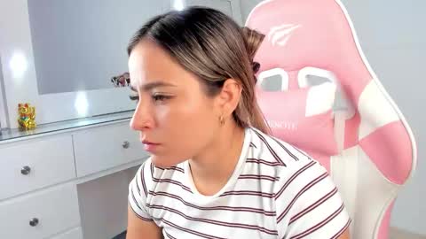 Salome online show from October 17, 4:04 am