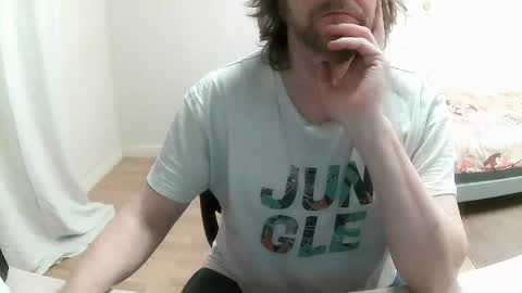 Snapshot of saltimbanquier chatting on January 26, 10:55 am Saltimbanquier  Salt  ou  Banquier  online show from January 26, 10:55 am