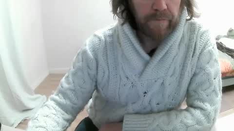 Snapshot of saltimbanquier chatting on February 4, 11:16 am Saltimbanquier  Salt  ou  Banquier  online show from February 4, 11:16 am