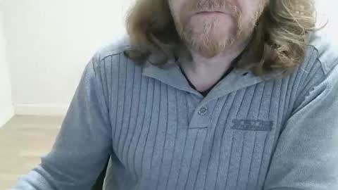 Saltimbanquier  Salt  ou  Banquier  online show from January 9, 10:29 am