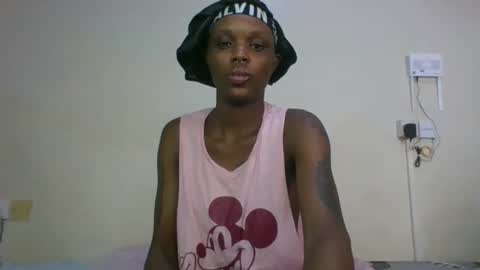 Snapshot of saltysugar20 chatting on June 2, 7:10 am Sugarbabe online show from June 2, 7:10 am