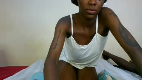 Snapshot of saltysugar20 chatting on June 13, 4:32 am Sugarbabe online show from June 13, 4:32 am