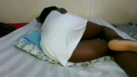 Snapshot of saltysugar20 chatting on June 13, 5:22 pm Sugarbabe online show from June 13, 5:22 pm