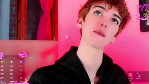 salvatore_boom online show from April 2, 7:11 pm