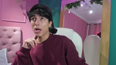 salvatore  online show from December 17, 7:26 pm