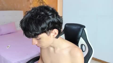 salvatore  online show from February 18, 9:33 pm