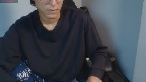 Snapshot of salvatore_montt chatting on February 14, 1:02 am salvatore_montt online show from February 14, 1:02 am