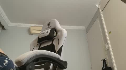 Snapshot of salvatore_montt chatting on October 30, 3:52 am salvatore_montt online show from October 30, 3:52 am