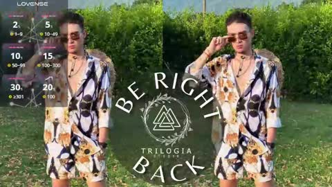 Snapshot of salvatore_muller chatting on October 5, 1:04 am Salvatore  online show from October 5, 1:04 am