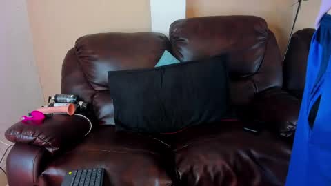 Snapshot of salvattore_muller chatting on May 3, 1:11 am Salvatore online show from May 3, 1:11 am