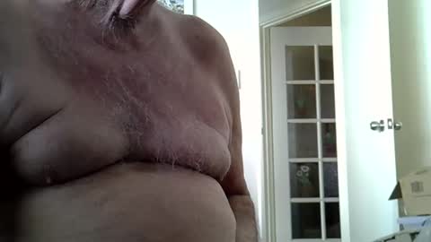 Snapshot of sam1151 chatting on September 25, 2:04 am niceone51 online show from September 25, 2:04 am