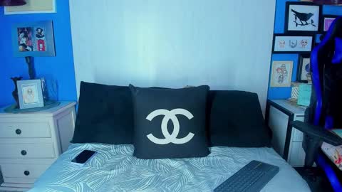 sam__cute online show from September 8, 3:33 pm