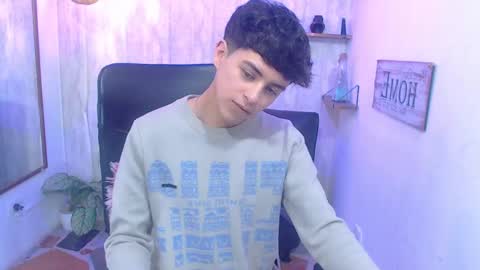 Sam online show from February 5, 1:22 pm