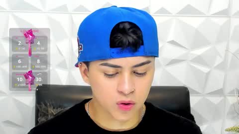 Sam online show from November 19, 3:12 pm