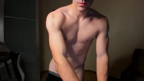 Snapshot of sam_huston18 chatting on October 2, 9:11 pm BACK IN 2 WEEKS online show from October 2, 9:11 pm