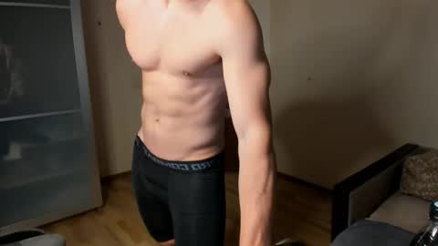 Snapshot of sam_huston18 chatting on October 12, 10:31 pm BACK IN 2 WEEKS online show from October 12, 10:31 pm