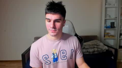 BACK IN 2 WEEKS online show from November 26, 9:49 pm