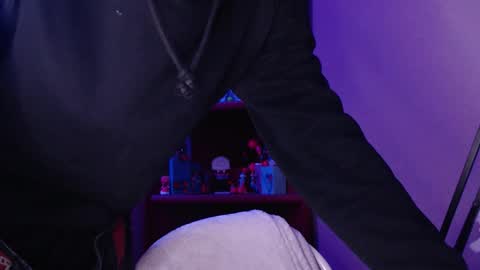 Snapshot of sam_kora chatting on October 27, 5:39 pm sam_kora online show from October 27, 5:39 pm