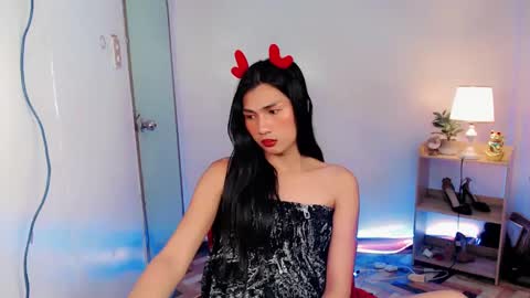 Snapshot of sam_mitinair chatting on December 23, 5:32 pm sam online show from December 23, 5:32 pm