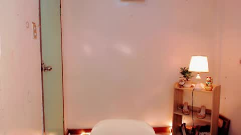 Snapshot of sam_mitinair chatting on January 8, 9:32 am sam online show from January 8, 9:32 am