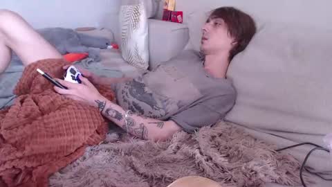 Snapshot of sam_skywalker chatting on July 28, 12:48 pm sam_skywalker online show from July 28, 12:48 pm