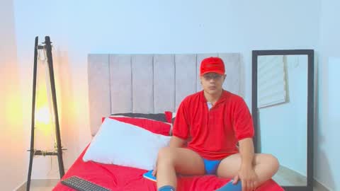 sam_tnt9 online show from January 10, 6:31 pm