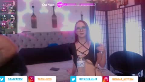Snapshot of samandbrat chatting on March 10, 12:29 am Join us -   and    online show from March 10, 12:29 am