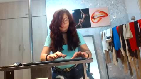 Snapshot of samanta_brownn_ chatting on July 14, 11:16 am samanta online show from July 14, 11:16 am