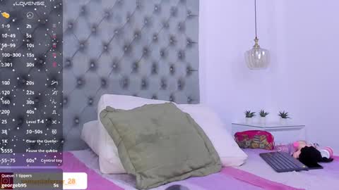 Snapshot of samanta_ferrerr chatting on December 20, 3:58 am Samanta online show from December 20, 3:58 am