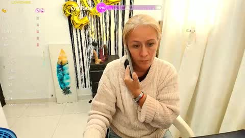 Snapshot of samanta_stone69 chatting on February 2, 7:23 pm Samanta Stone online show from February 2, 7:23 pm