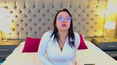 Snapshot of samantaa_g chatting on June 5, 1:50 pm Samantaa G online show from June 5, 1:50 pm