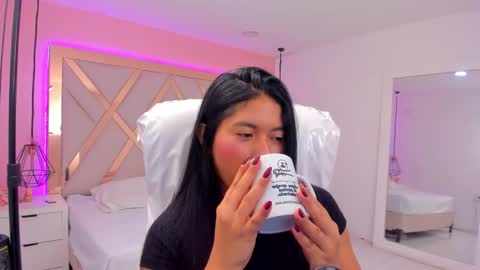 sam  online show from February 11, 3:00 am