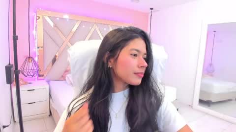 Snapshot of samantaa_shy chatting on April 29, 3:10 am sam online show from April 29, 3:10 am