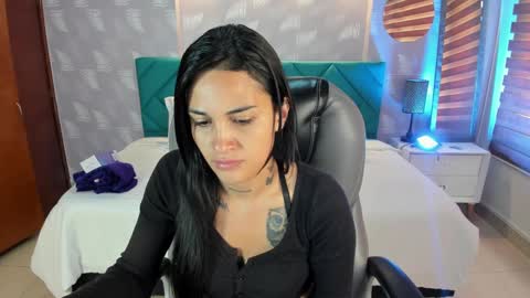 Snapshot of samantha__gomez1 chatting on September 17, 12:51 pm natalia online show from September 17, 12:51 pm