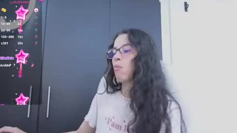 Snapshot of samantha_blow chatting on June 20, 3:09 am samantha_blow online show from June 20, 3:09 am