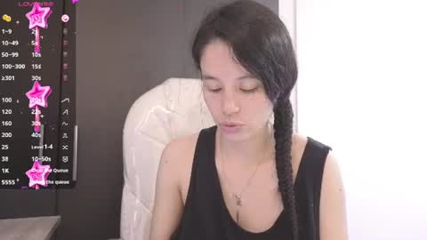 Snapshot of samantha_blow chatting on July 1, 2:46 am samantha_blow online show from July 1, 2:46 am