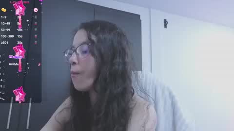 Snapshot of samantha_blow chatting on July 15, 3:01 am samantha_blow online show from July 15, 3:01 am