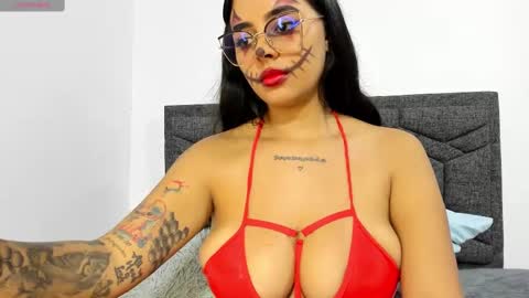 samantha cherry  online show from October 18, 1:08 am