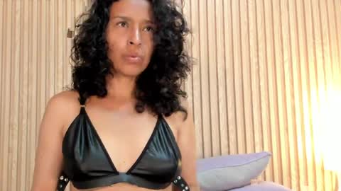 samantha_duart3 online show from April 7, 11:54 am