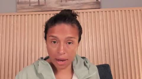 Snapshot of samantha_duart3 chatting on June 23, 11:52 am samantha_duart3 online show from June 23, 11:52 am