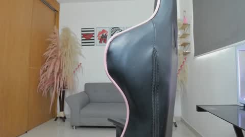 Samantha ga online show from February 7, 7:06 pm