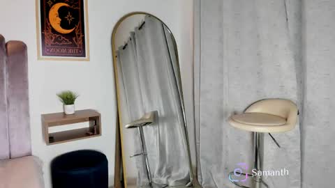 Snapshot of samantha_lux_ chatting on May 29, 10:35 am samantha_lux_ online show from May 29, 10:35 am