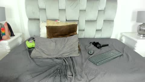 Samantha online show from January 3, 6:44 am