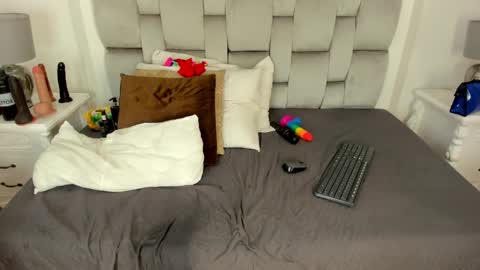 Samantha online show from January 8, 6:31 am